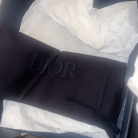 Men’s Dior Sneakers lightly worn - Picture 4 of 5